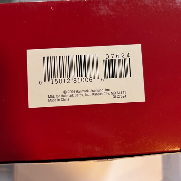 Hallmark Keepsake Ornament from 2004. Electrical Spectacle! - Picture 2 of 16